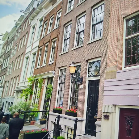 Morron Place *