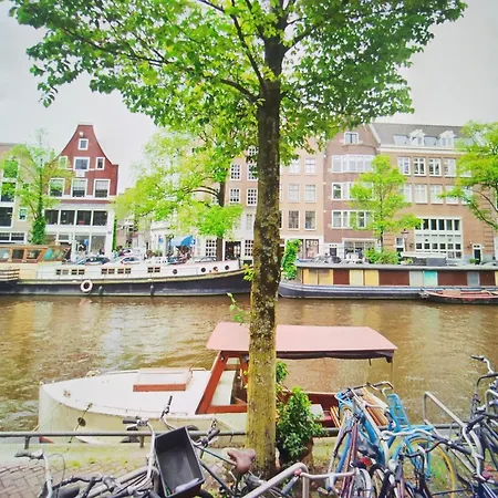 Morron Place Apartment *